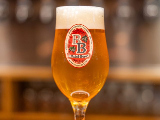 https://old-shop.bairdbeer.com/wp-content/uploads/2024/04/Bureiko-Jikan-200mL-v1-640x480.jpg